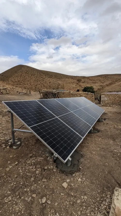 étude et installations solaires et photovoltaïques  دراسة وتركيب أنظمة الطاقة الشمسية