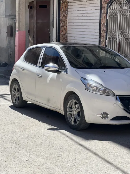 Peugeot 208 2014 Hdi