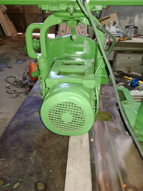 Scie à bras radial professionnelle -  bon état
