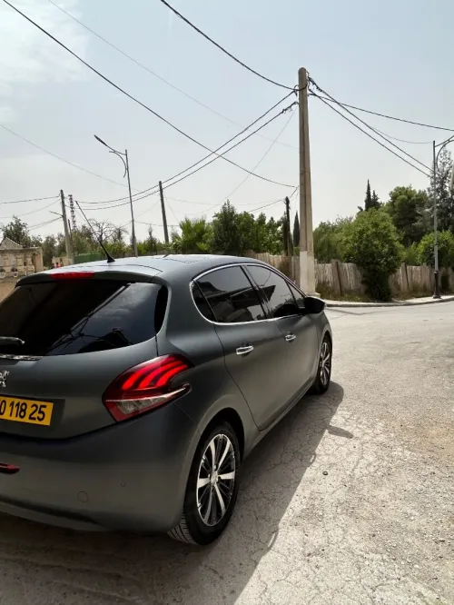 Peugeot 208 2018 Allure Facelift