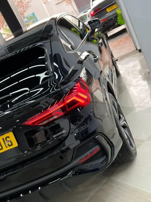 Audi Q3 2023 S-line