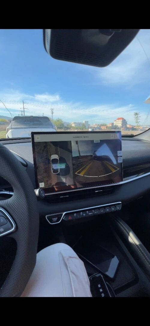 Geely Coolray 2025 Full options boîte automatique avec toit panoramique et ouvrant