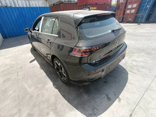 Volkswagen Golf 8 2025 R-Line