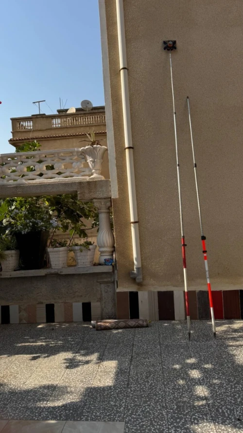 Vente 2 cannes des travaux topographiques