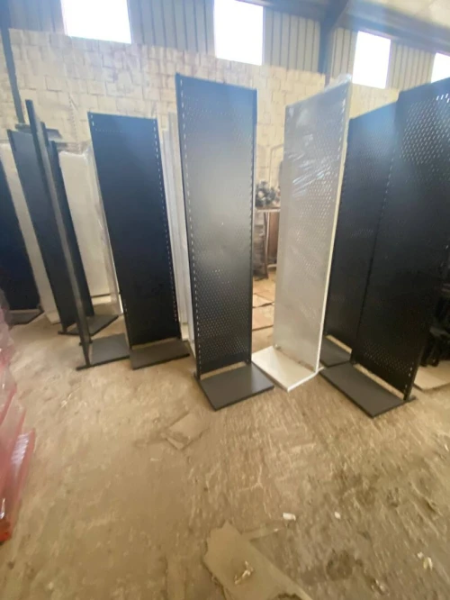 بيع خزائن معدنية، صناديق بريد ورفوف معدنية عالية الجودة