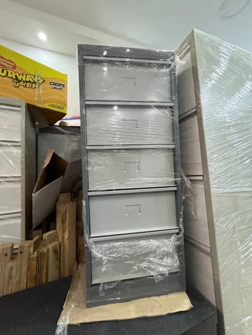 Fabrication Rayonnage/ Étagère/ Armoire/ Vestiaire/ Présentoir