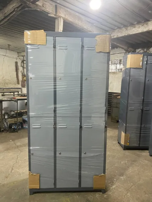 Fabrication Rayonnage/ Étagère/ Armoire/ Vestiaire/ Présentoir