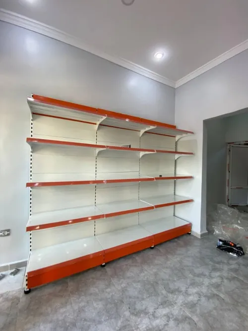 Rayonnages de magasin et supérette