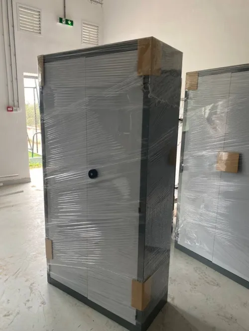 Fabrication Rayonnage/ Étagère/ Armoire/ Vestiaire/ Présentoir