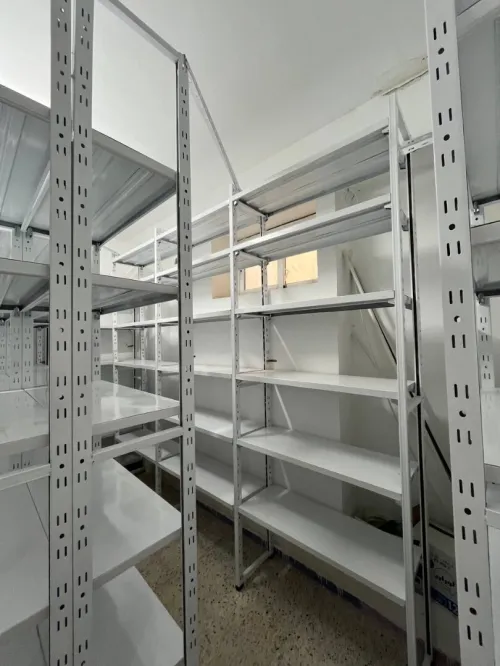 fabrication étagères stockages et de rayonnages métalliques profilé