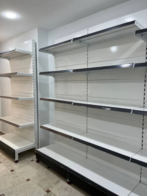 Rayonnages de magasin et supérette
