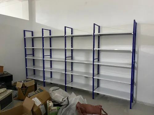 Rayonnage métallique / Etagère archives/ Rayonnage stockage/ Rayonnage léger standard ou sur mesure