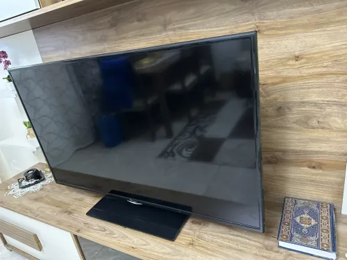 Télévision condor 50"