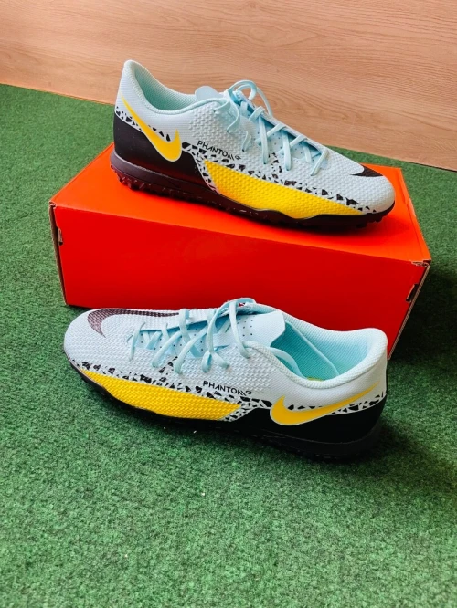 Nike Phanton GT2 Club TF 