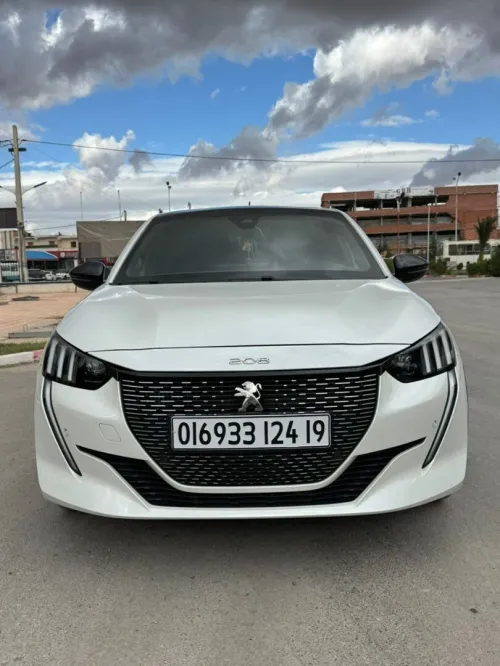 Peugeot 208 2024 GT