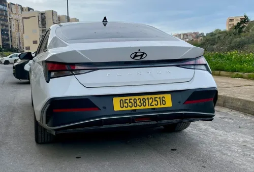 Hyundai Elantra 2025 Lexzury