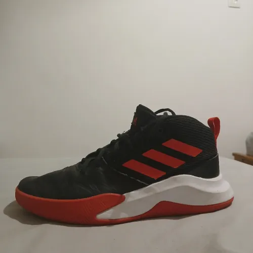 Basket Adidas