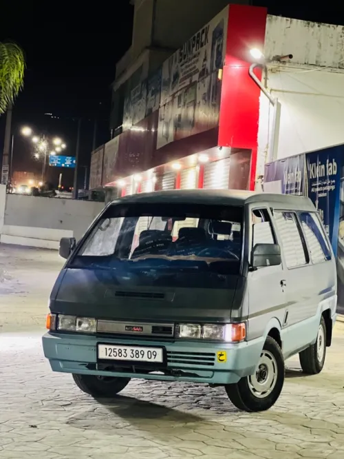 Nissan Nissan 1989 La tout