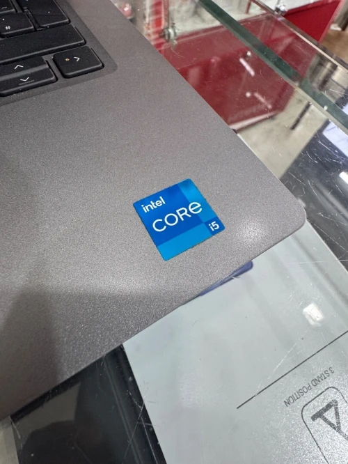 Dell Latitude 5230