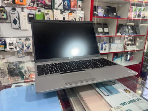 Dell Latitude 5511