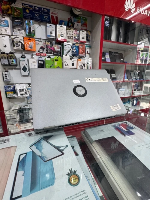 Dell Latitude 5230