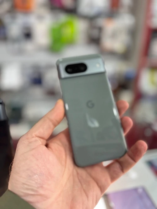 Google Pixel 8
