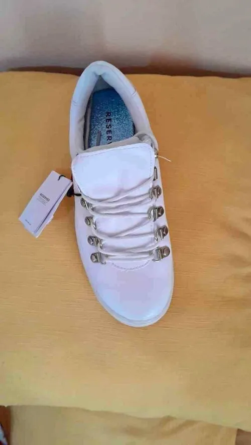 Chaussure femme marque RESERVED