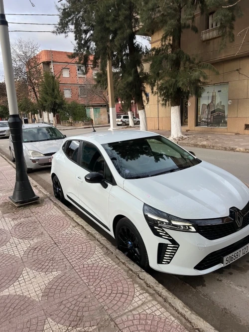 Renault Clio 5  2023 Evolution