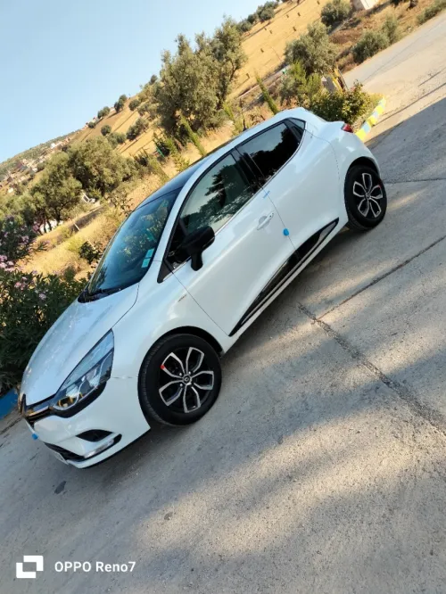 Renault Clio 4 2019 Limited 2