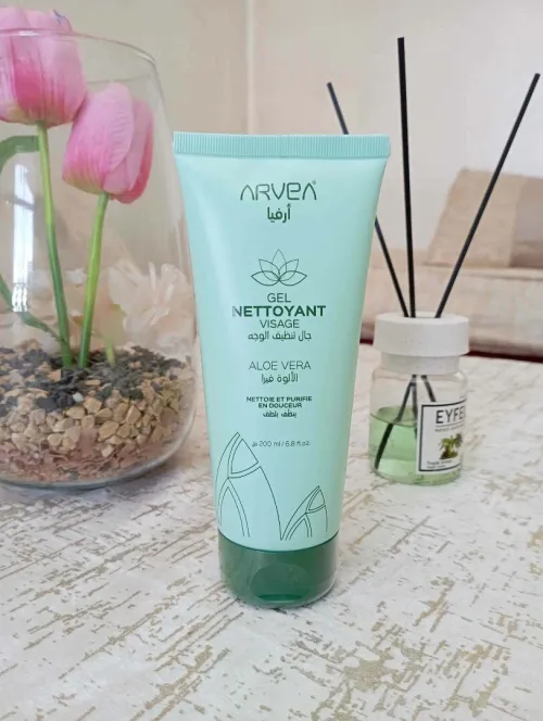 Gel nettoyant حل مشاكل زيوت الزائدة و حبوب الوجه