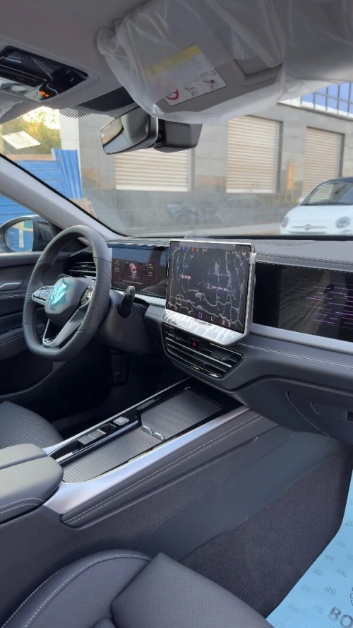 Volkswagen Passat pro 2025 