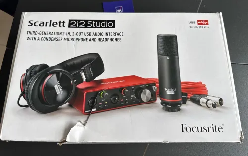 Carte son focusrite (pack)