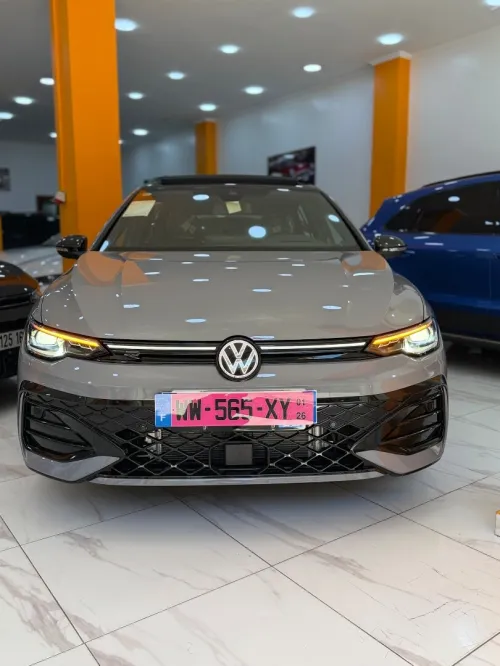 Volkswagen Golf 8 2025 R-Line