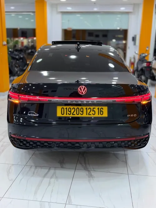 Volkswagen Passat 2025 R Line