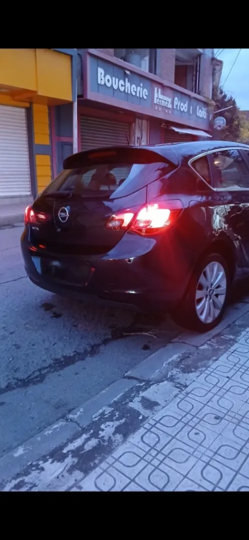 Opel Astra 2012 SPORT