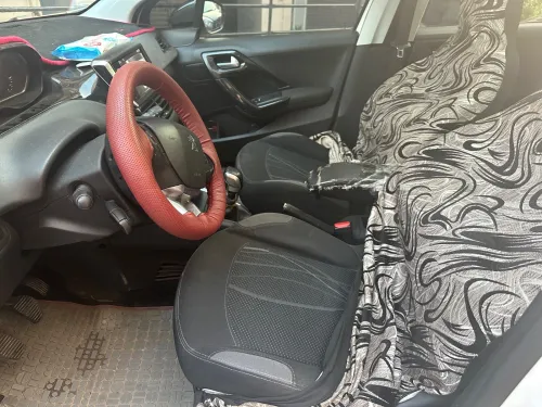Peugeot 208 2013 Allure