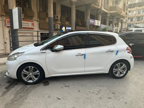 Peugeot 208 2013 Allure