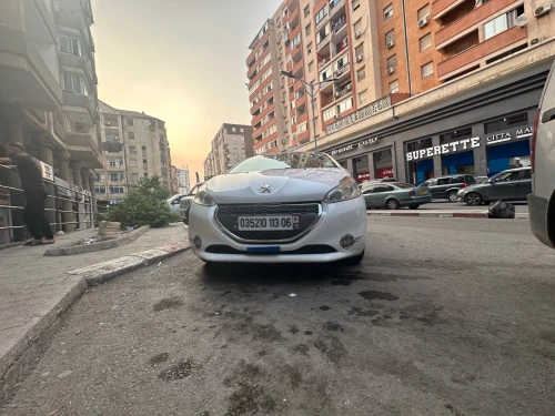 Peugeot 208 2013 Allure