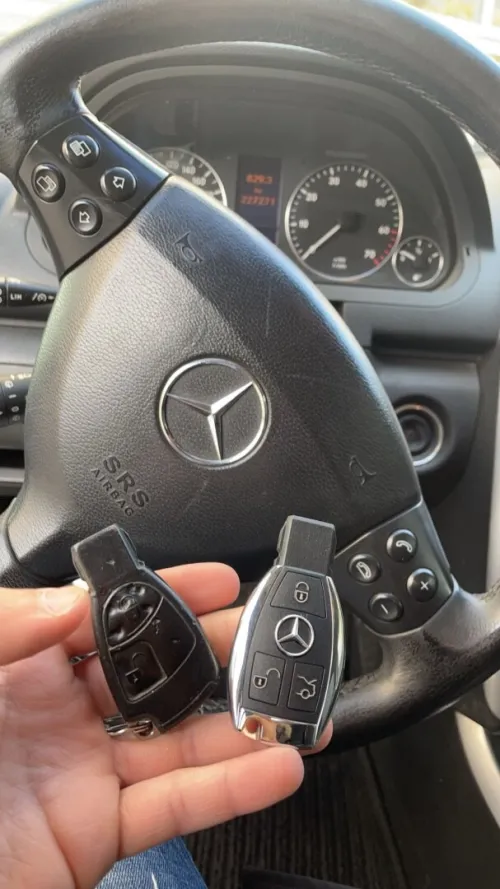 Spécialiste Clés Mercedes  Double clé, EZS, ELV, Programmation