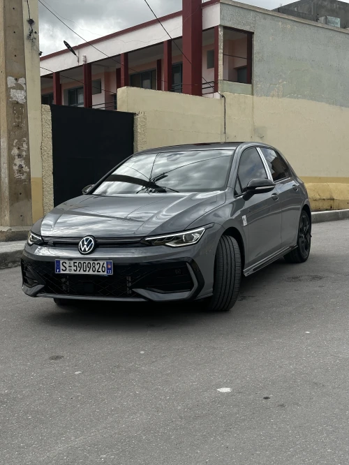 Volkswagen Golf 8,5 2025 R-LINE BLACK EDITION 2025 8,5