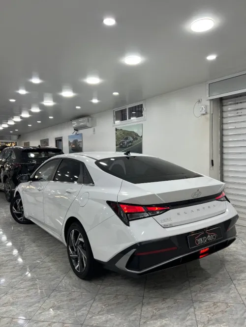 Hyundai Elentra 2025 
