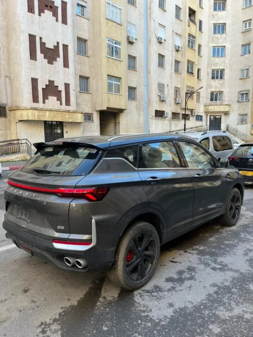 Geely Coolray 2025 