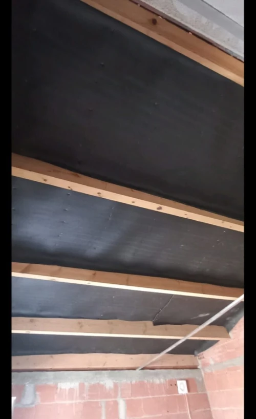 MOUSSE ISOLATION ACOUSTIQUE ET THERMIQUE