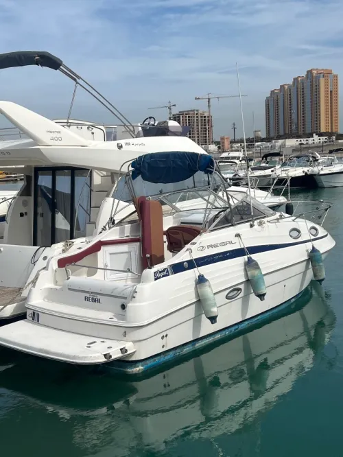 Bateau regal