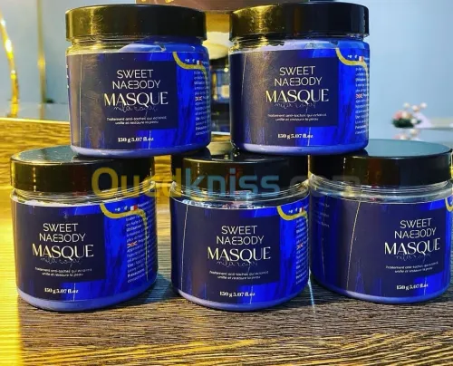 Masque Nila