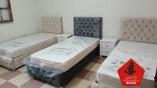 Promotion sur les lits capitonné. تخفيضات سرير كبي توني من الورشة مباشر