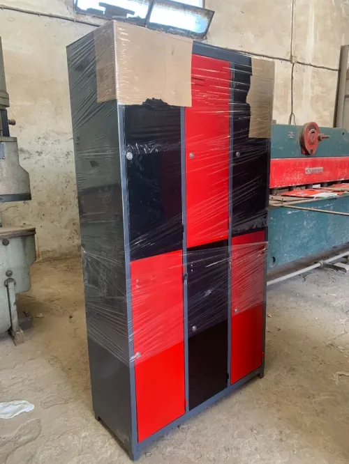 Vestiaire métallique Scolaire / Armoire métallique / Classeur métallique C4 / Rayonnage / Etagère