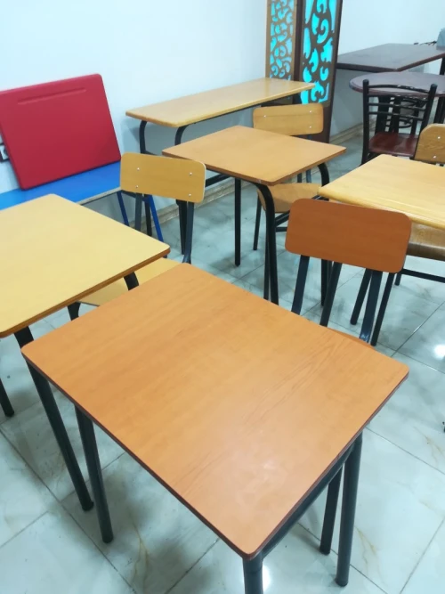 Table Scolaire, Table Réfectoire, Chaise Scolaire, Bureau, Table restaurant, Rayonnage, Étagère