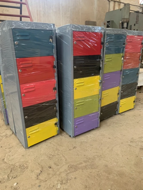 Casier pour écolier / Casier Scolaire / Casier enfant / Vestiaire métallique / Armoire métallique
