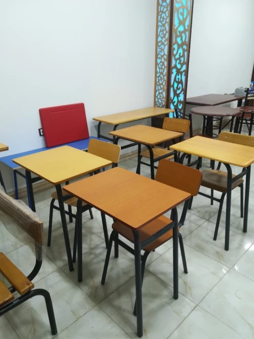 Table Scolaire, Table Réfectoire, Chaise Scolaire, Bureau, Table restaurant, Rayonnage, Étagère